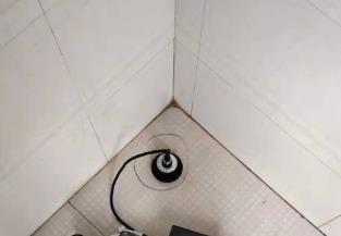 运城卫生间漏水维修之 loft 夹层储藏室毗邻暗管渗水哪家好，推荐诚匠小爱修缮